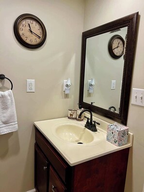 Towels, toilet paper