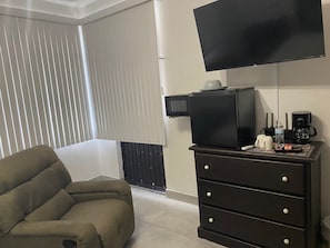 Living area - Room at Alojamientos Obispado. (Monterrey)