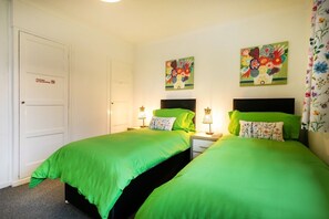 Rumah | 3 kamar tidur, setrika/meja setrika, Wi-Fi gratis, dan seprai linen