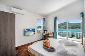 3 Schlafzimmer, Bügeleisen/Bügelbrett, Reisekinderbett, kostenloses WLAN