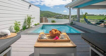 Stunning Pool Villa – Treasure of the Bay