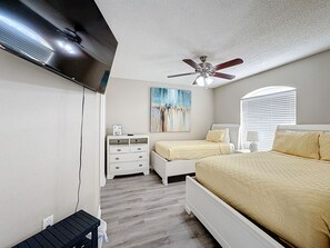 5 Schlafzimmer, Schreibtisch, kostenloses WLAN, Bettwäsche