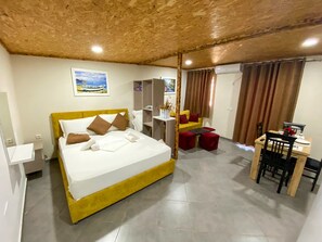 Studio, Meerblick | Schreibtisch, laptopgeeigneter Arbeitsplatz, kostenloses WLAN