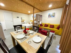 四人房, 海景 | 办公桌、笔记本电脑工作区、免费 WiFi