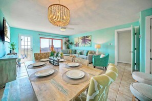 House (5 Bedrooms) | Interior