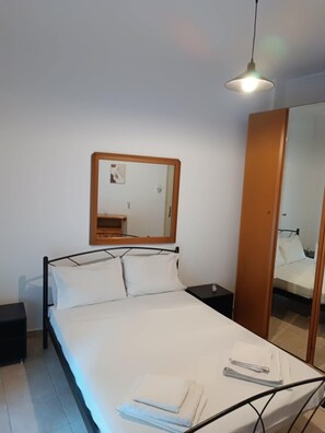 2 Schlafzimmer, Bügeleisen/Bügelbrett, WLAN, Bettwäsche