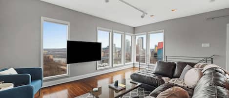 Télévision, espaces bureaux