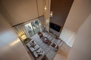 TV - Gorgeous 4 BDRM Near Celebration (Kissimmee)