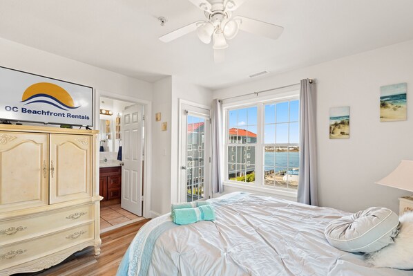 4 slaapkamers, een strijkplank/strijkijzer, reisbedje, gratis wifi