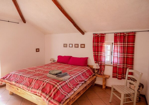 3 chambres, Wi-Fi, draps fournis