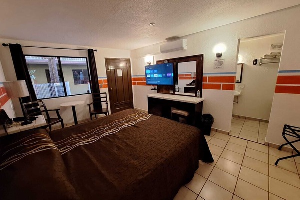 Comfort Room, Garden View | Laptop workspace, free WiFi, bed sheets