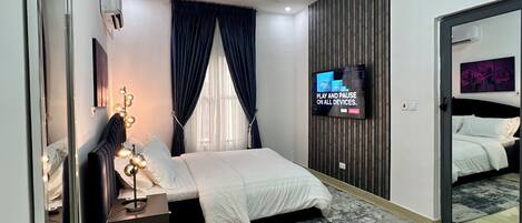 4 camere, ferro/asse da stiro, Wi-Fi, lenzuola