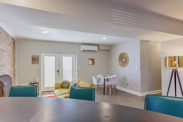 Interior - Peaceful guest suite just 15 mins from downtown (Chattanooga)