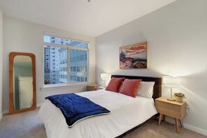 1 bedroom, WiFi, bed sheets
