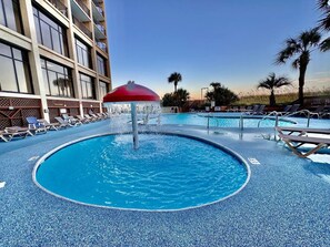 Innenpool, beheizter Pool