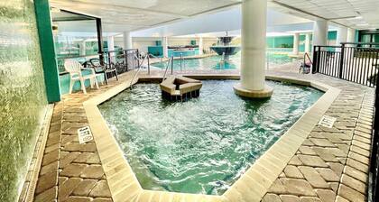 King bed studio amenities 812