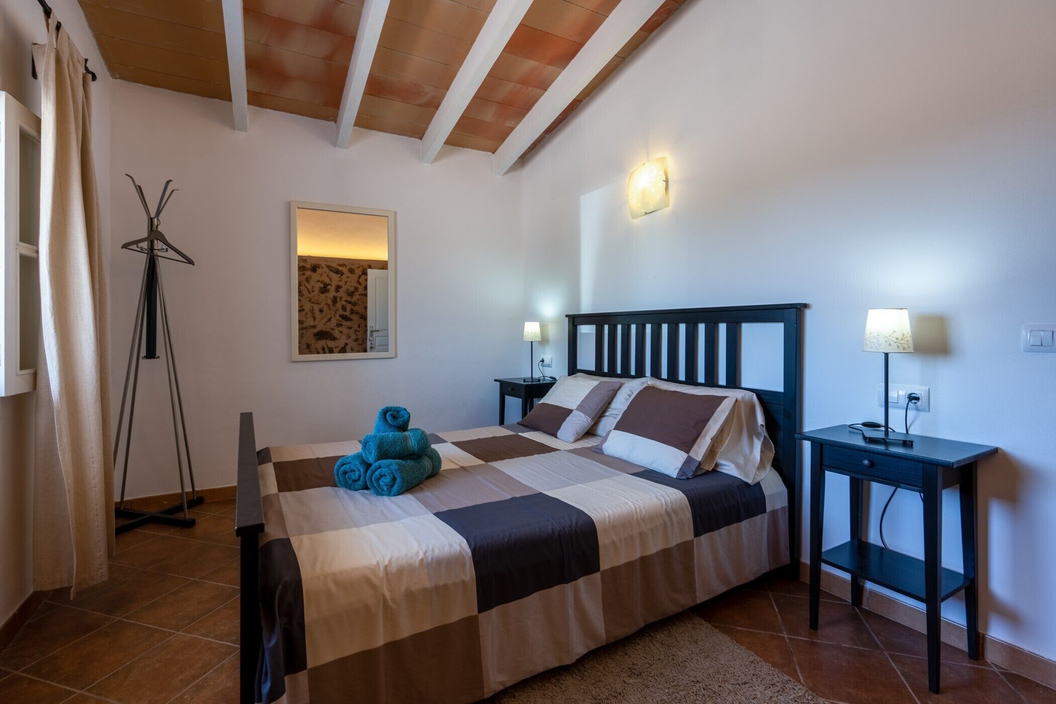 3 多间卧室、熨斗/熨衣板、免费 WiFi、床单