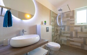 Een douche, een haardroger
