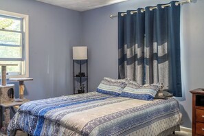 4 bedrooms, free WiFi, bed sheets