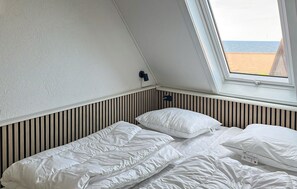 2 bedrooms, free WiFi - Cozy apartment in Gudhjem with sauna (Gudhjem)