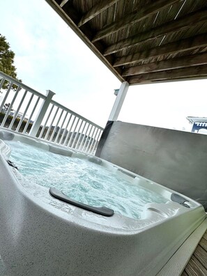 Bain à remous extérieur