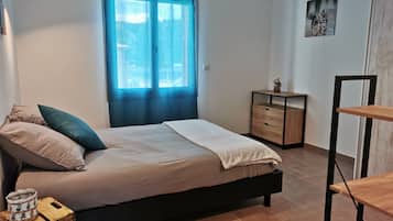 2 bedrooms, free WiFi, bed sheets