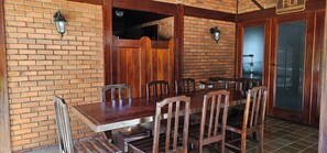 Outdoor dining