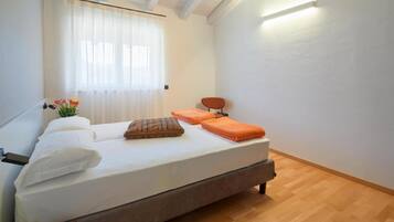 2 Schlafzimmer, Bügeleisen/Bügelbrett, kostenloses WLAN, Bettwäsche
