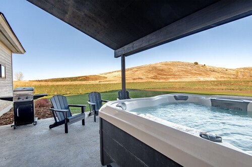 Elk Run Ranch With Hot Tub