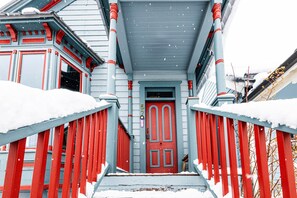 Exterior detail - Historical Victorian Cottage in Heart of Old Town Park City+Salt Water Hot Tub 2b/1b (Park City)