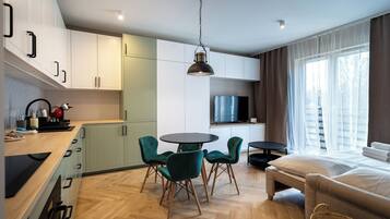 1 habitación, tabla de planchar con plancha, wifi y ropa de cama