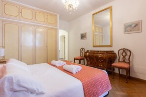 3 chambres, bureau, fer et planche à repasser, Wi-Fi