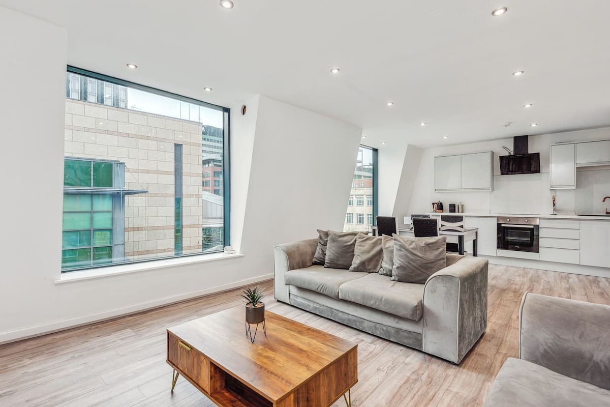 Apartment, 2 Bedrooms | Living area
