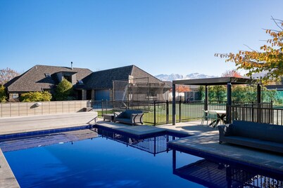 Beacon Point Retreat Hosted by NZSIR Luxury Rental Homes