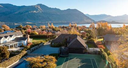 Beacon Point Retreat Hosted by NZSIR Luxury Rental Homes