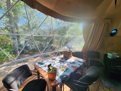 #D2 Dino Dome-2 Dbl Beds- Pet friendly