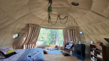 1 habitación, wifi y ropa de cama