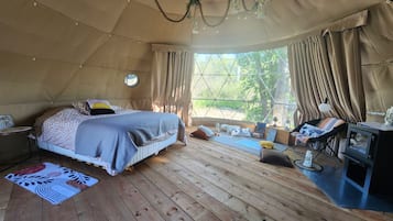 1 habitación, wifi y ropa de cama