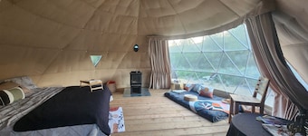 #D6 Sahara Sunset Dome- King Suite -Pets welcome