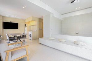 Family Room | Soundproofing, free WiFi, bed sheets - Brown-dot Hotel Haeundae (Busan)