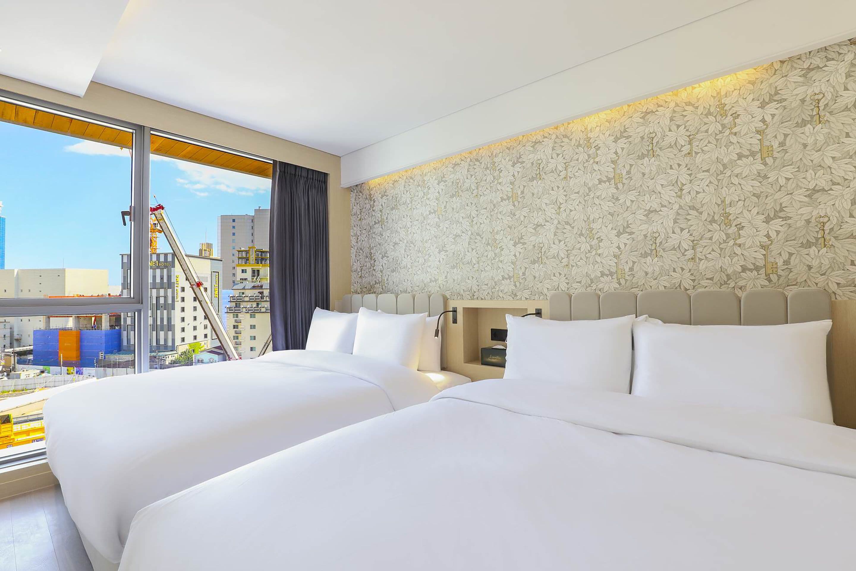 Chambre Familiale | Chambres insonorisées, Wi-Fi gratuit, draps fournis