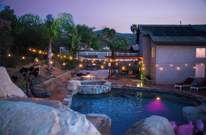 Luxe Resort Style Home Stunning 8 Beds with Pool