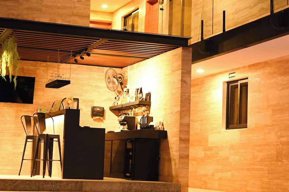 Hotel 28