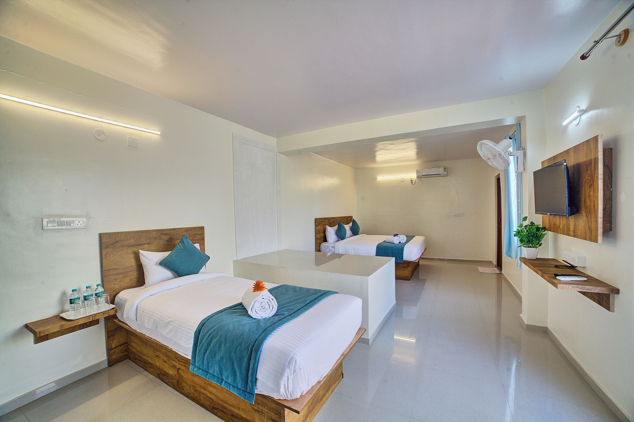 Tabla de planchar con plancha y wifi gratis 