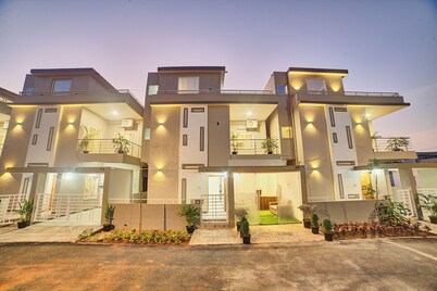 Southgate Villa