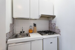 Microwave, stovetop, toaster