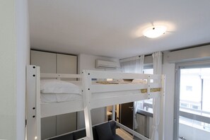 熨斗/熨衣板、WiFi