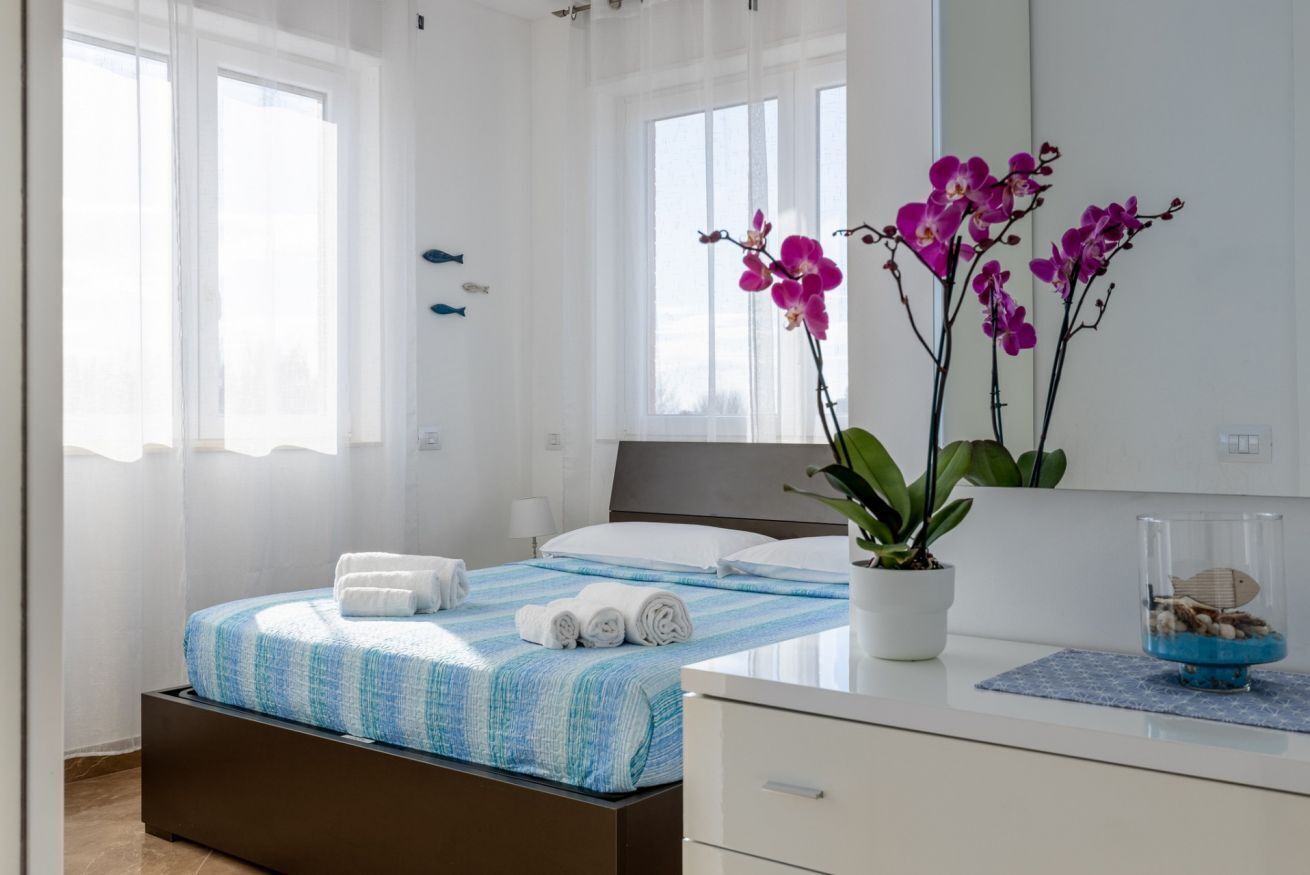 2 Schlafzimmer, Schreibtisch, Bügeleisen/Bügelbrett, WLAN