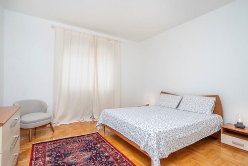 GuestHost - Li dell'Ospedale - Wohnung mit Privatparkplatz