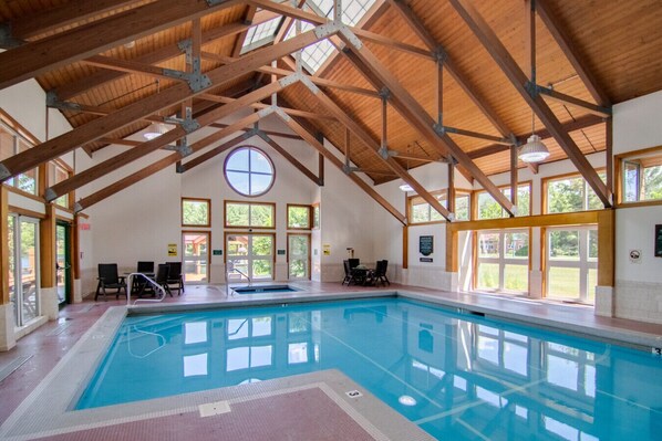 Piscine couverte